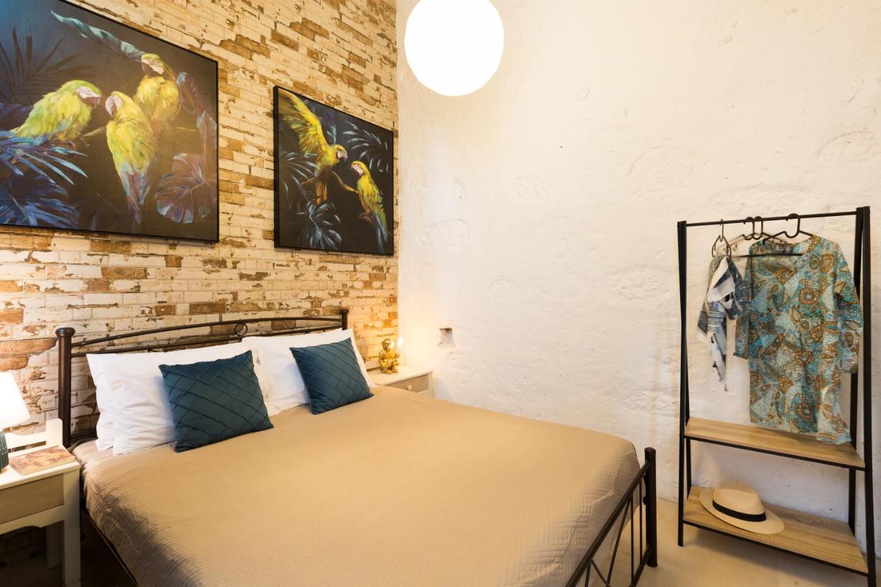 Stema Residence, With Panoramic View, Roof Garden & Jacuzzi! Prázdninový dům *