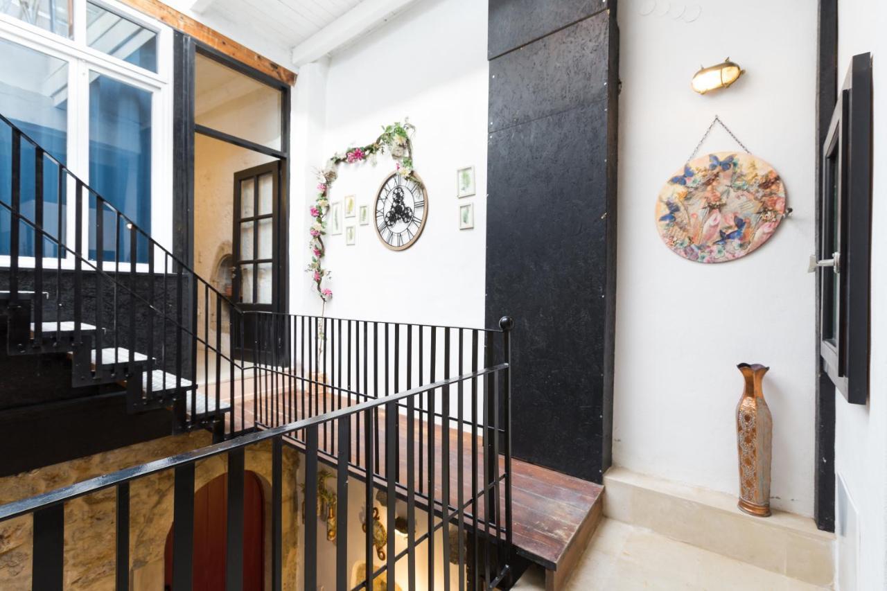 Casa vacanze Stema Residence, With Panoramic View, Roof Garden & Jacuzzi! Atsipopoulo