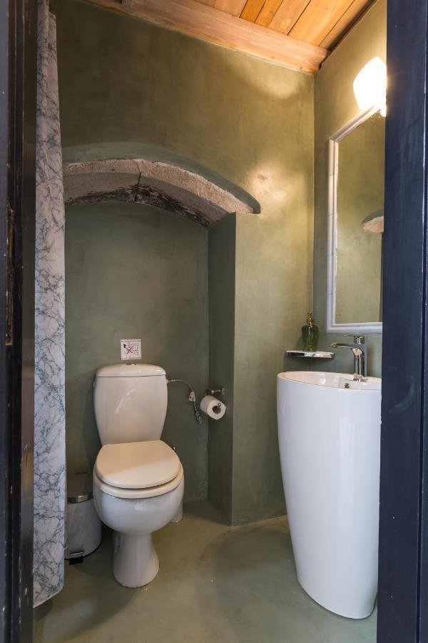 Stema Residence, With Panoramic View, Roof Garden & Jacuzzi! Casa vacanze