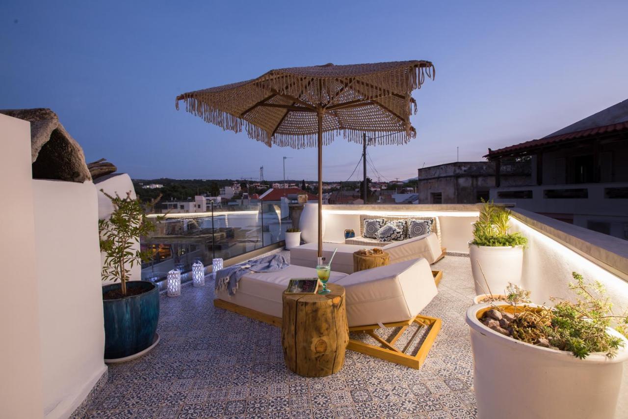 Stema Residence, With Panoramic View, Roof Garden & Jacuzzi! Prázdninový dům Atsipopoulo